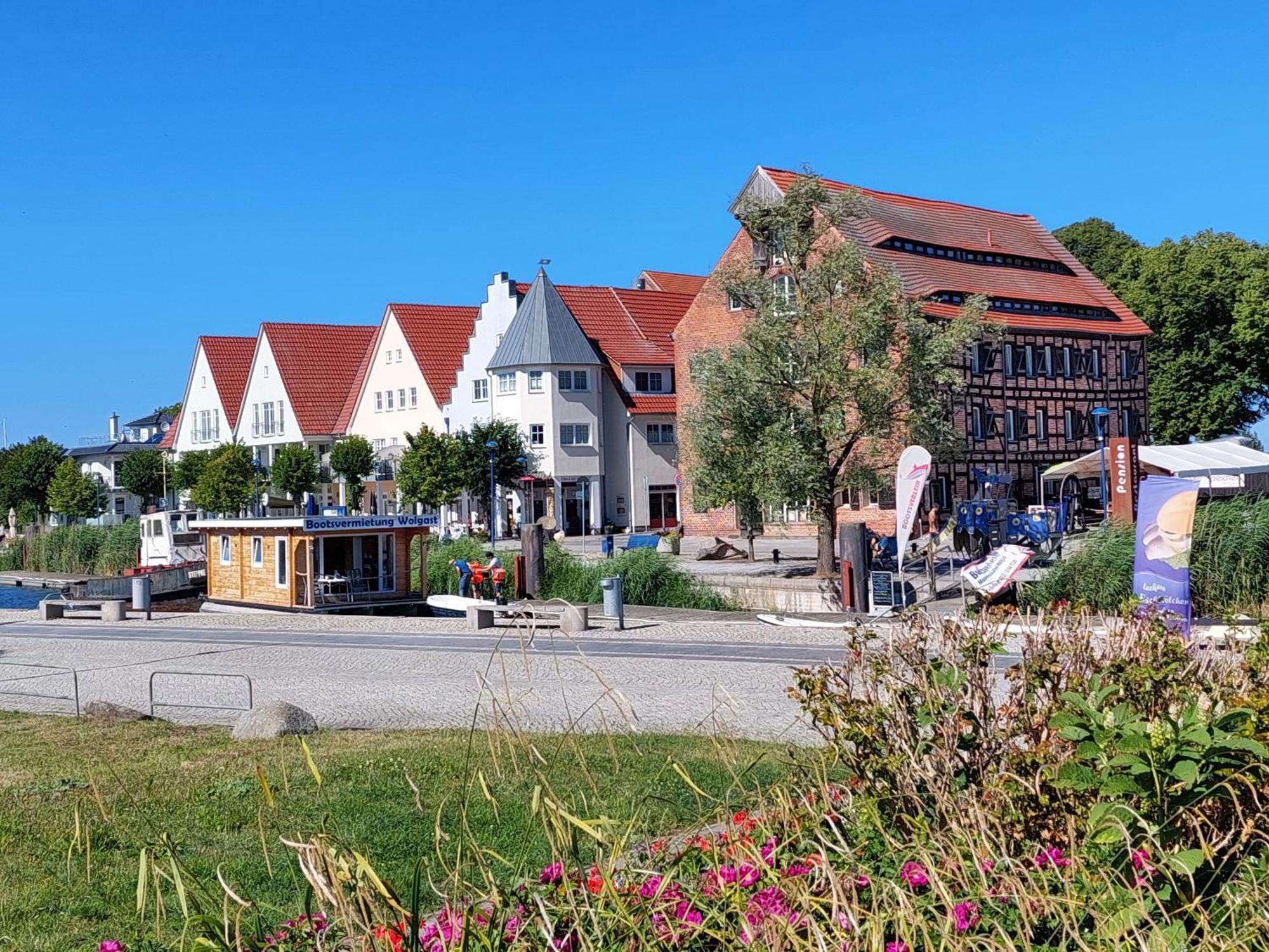Business-Apartments Im Schuster-Acht Wolgast Exterior foto